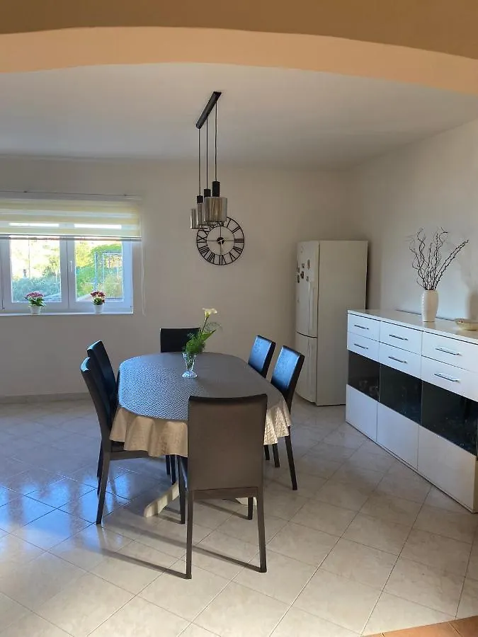 Ana Kali Apartment